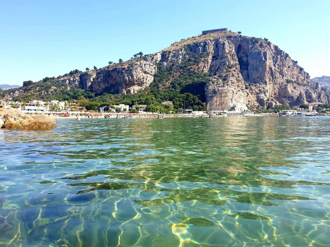 Acquamarina Apartamento Terracina Exterior foto